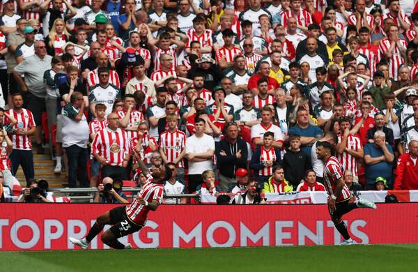 ▲ '죽어도 선덜랜드'가 프리미어리그로 돌아왔다. ⓒ연합뉴스/AP/REUTERS