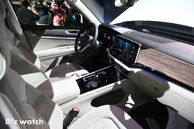 폭스바겐코리아가 26일 인천 중구 스튜디오파라다이스에서 대형 SUV '신형 아틀라스'가 공개하고 있다./사진=이명근 기자 qwe123@