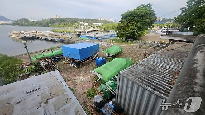 방치된 강원 춘천 삼천동 옛 배터.2025.5.23 한귀섭 기자