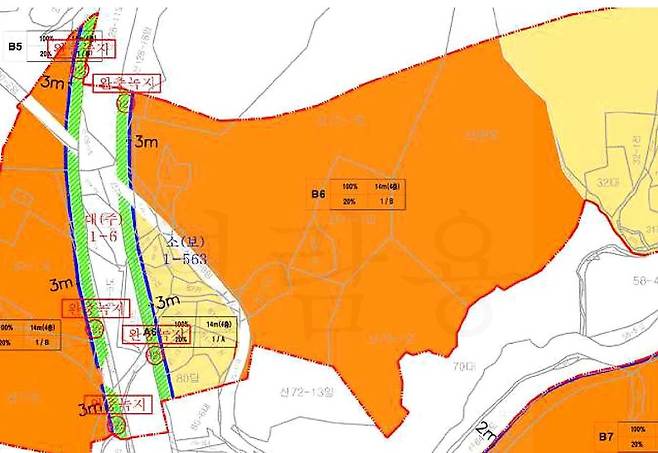 단독주택 개발사업자가 매입한 명암동 토지(B6). 변경 전 지구단위계획상 용적 률 100%, 건폐율 20%, 최고높이 14m(4층) 이하 단독주택, 4층 이하 공동주택, 노유자시설, 제2종근린생활시설 중 공연장, 일반음식점을 허용하고 있다./뉴스1