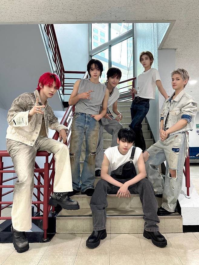 사진=KOZ엔터테인먼트 제공.