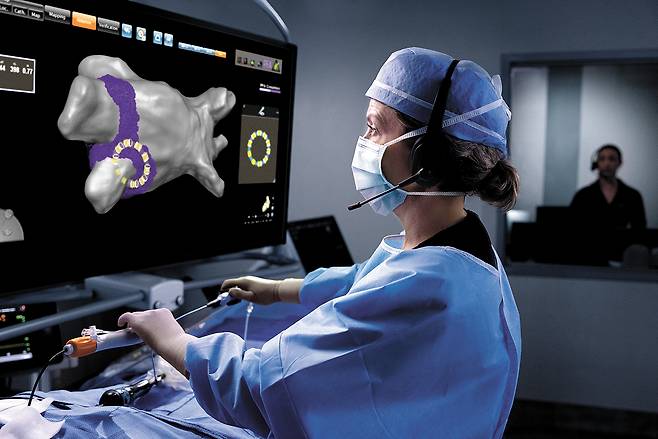 3차원 심장 지도화 기술을 통한 펄스장 절제술이 시술 정밀도와 안전성을 높이는 심방세동 최신 치료법으로 주목받고 있다. [사진 J&J 메드테크의 베리펄스(Varipulse)]