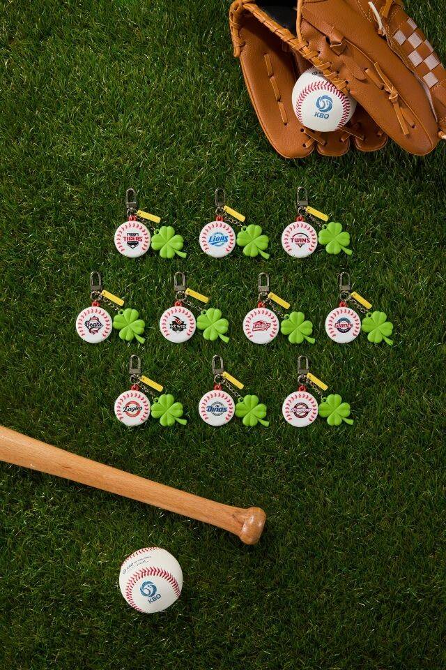 KBO x 노플라스틱선데이 ‘태그미 럭키 야구 키링 시즌2’ 제품 이미지./KBO