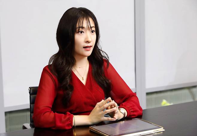 소프라노 김지연씨가 21일 헤럴드경제와 인터뷰를 하고 있다. 최은지 기자.