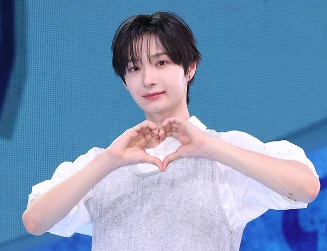 킥플립 동화. JYP엔터테인먼트 제공