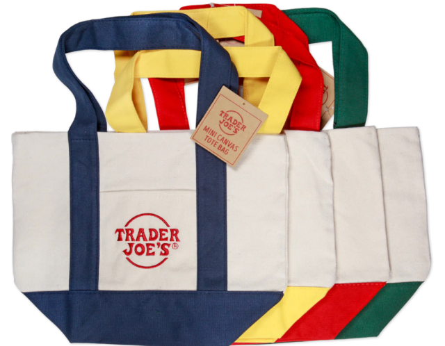 트레이더조에서 판매하는 미니 캔버스 토트백. 트레이더조 홈페이지