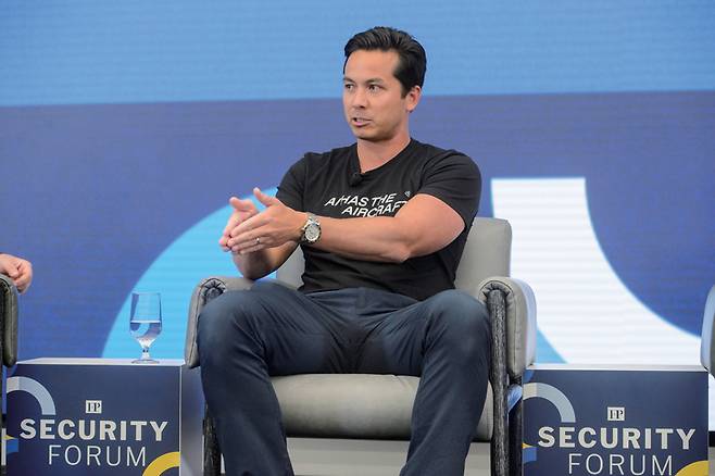 2024년 9월16일 UC 샌타크루즈 실리콘밸리 캠퍼스에서 열린 공청회에서 발언하는 브랜든 쳉 쉴드AI 대표 ⓒ쉴드AI 제공