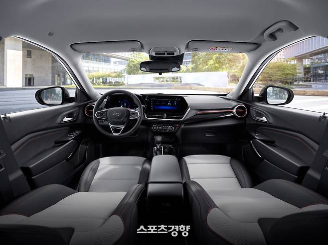 트랙스 크로스오버 실내