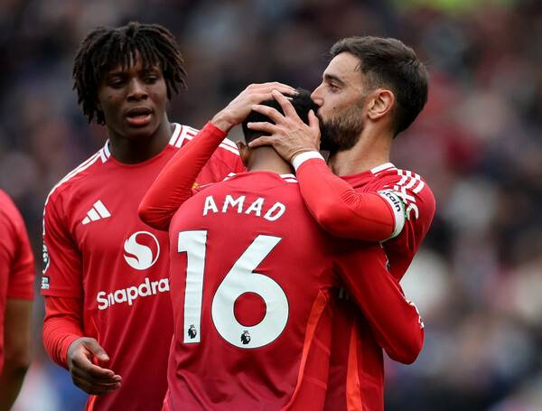 ▲ 프리 시즌 맨체스터 유나이티드는 엄청난 변화와 마주하게 됐다. 주장 브루노 페르난데스는 자신이 수익원이 될 수 있다면 이적 여부를 구단의 선택에 맡기겠다고 선언했다. ⓒ연합뉴스/REUTERS/EPA