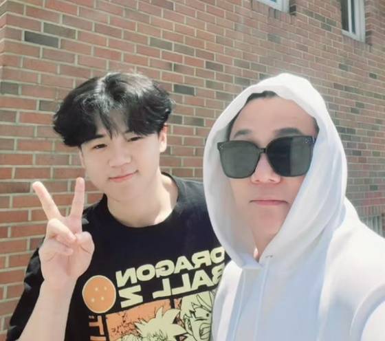 /사진=윤민수 계정