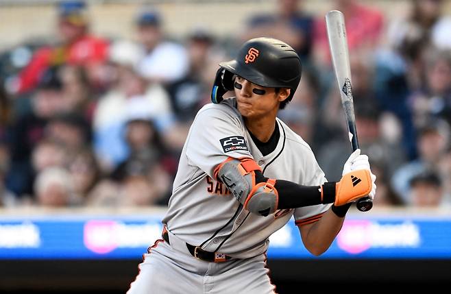 샌프란시스코 자이언츠 외야수 이정후가 미국 워싱턴DC의 내셔널스파크에서 열린 2025 미국프로야구 메이저리그(MLB) 워싱턴 내셔널스와의 원정경기에 3번타자 겸 중견수로 선발 출전해 4타수 1안타를 기록했다. 샌프란시스코는 투수들의 호투 릴레이에 힘입어 워싱턴을 3:2로 제압했다. AFP 연합뉴스