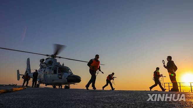 중국 해군  [신화=연합뉴스 자료사진]