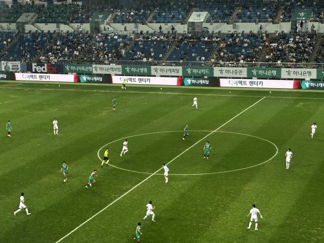 대전하나는 27일 대전월드컵경기장에서 열린 '하나은행 K리그1 2025' 16라운드에서 포항스틸러스를 상대해 1-3으로 패했다. 사진=서유빈 기자