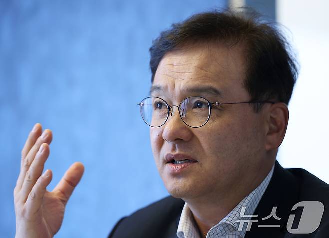 안기홍 HLB테라퓨틱스 대표가 23일 오후 서울 송파구 소피텔 앰배서더 호텔에서 뉴스1과 인터뷰를 하고 있다. 2025.5.23/뉴스1 ⓒ News1 오대일 기자