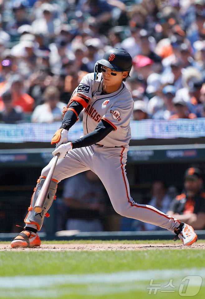 샌프란시스코 자이언츠 이정후가 27일(한국시간) 열린 2025 메이저리그 디트로이트 타이거스전에서 4타수 2안타를 기록했다. ⓒ AFP=뉴스1