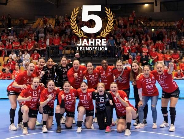 사진 독일 여자 핸드볼 분데스리가 1부리그 잔류에 성공한 작센 츠비카우, 사진 출처=작센 츠비카우