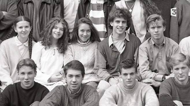 고교 시절의 에마뉘엘 마크롱 프랑스 대통령(윗줄 오른쪽 두 번째). [인터넷 캡처]