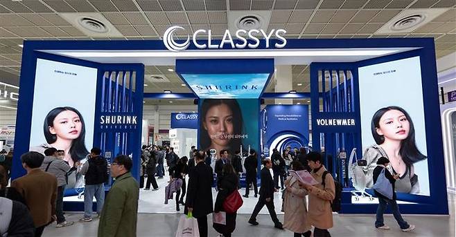 [서울=뉴시스] 27일 한국IR협의회에 따르면 박선영 기업리서치센터 연구원은 보고서를 통해 클래시스의 최대주주 변경 가능성을 리스크 요인으로 꼽았다. 올 1분에 분기 사상 최대 매출과 영업이익을 기록하 클래시스와 관련해 최대주주 변경이 리스크라는 관측이 나온 것이다. (사진=클래시스 제공) 2025.03.21. photo@newsis.com *재판매 및 DB 금지