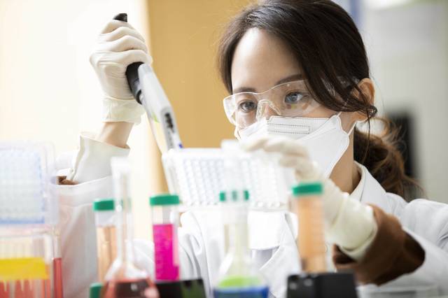 [서울=뉴시스] 제약바이오 기업들이 그동안 성사시켰던 기술 수출 계약의 연구 진전에 따른 수익을 거두고 있다. (사진=뉴시스 DB) photo@newsis.com