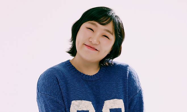 지난 4월 백상예술대상 방송부문 예능상을 받는 등 ‘대세 예능인’으로 떠오른 코미디언 이수지. 씨피엔터테인먼트 제공