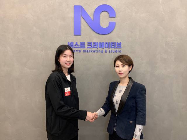 주예빈(왼쪽부터)과 박은님 넥스트크리에이티브 대표. 사진 제공=넥스트크리에이티브