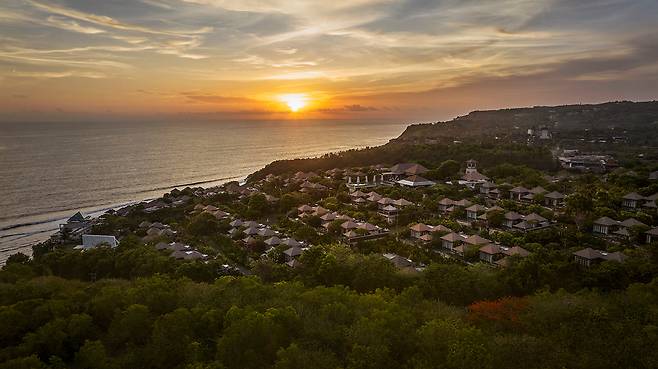 해발 70미터 절벽의 우마나 발리 전경. 사진제공|팜투어