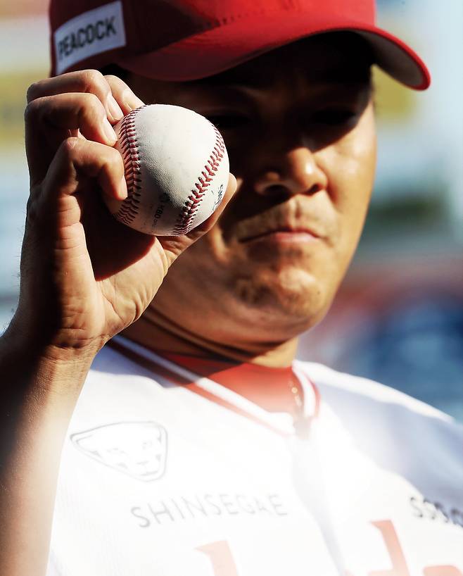 SSG 노경은. SSG 랜더스 제공