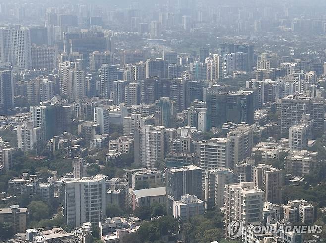 인도 뭄바이 도심 모습 [로이터 연합뉴스 자료사진. 재판매 및 DB 금지]