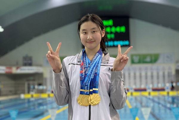 수영 4관왕을 차지한 김승원 선수.