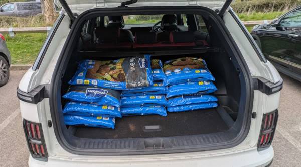 출처 : 오토 익스프레스