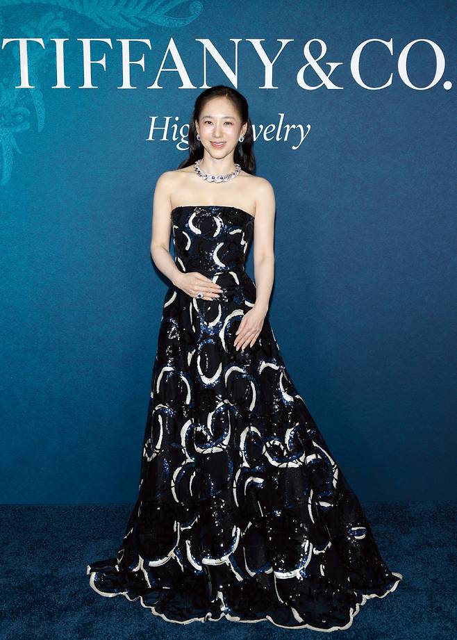 뉴욕에서 열린 블루 북 갈라에 참석한 배우 박주미.