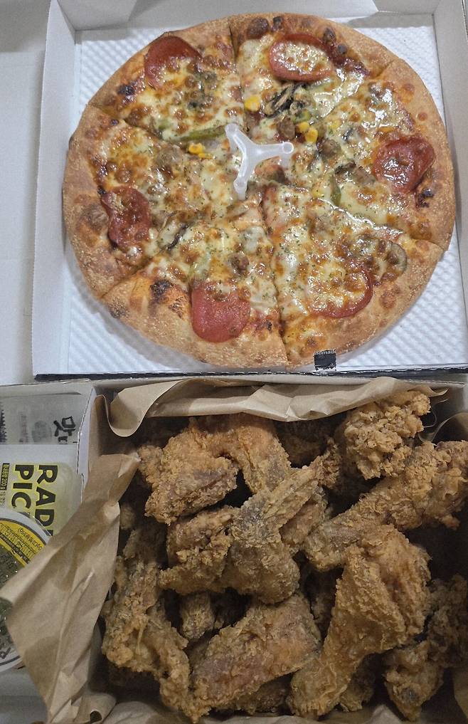 20250527_225707.heic.auto.jpg 피자나라 치킨공주