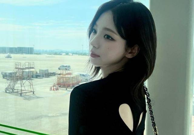 그룹 에스파 카리나가 정치색 성향 논란에 대해 사과했다. 카리나 SNS