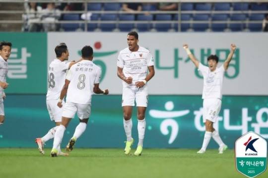 기뻐하는 조르지 / 사진=연합뉴스