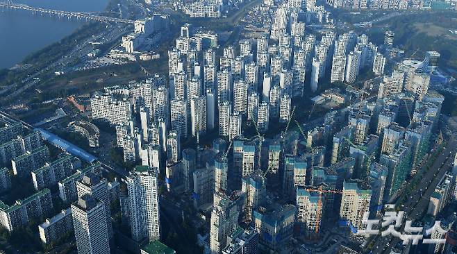 서울 시내 아파트의 모습. 박종민 기자