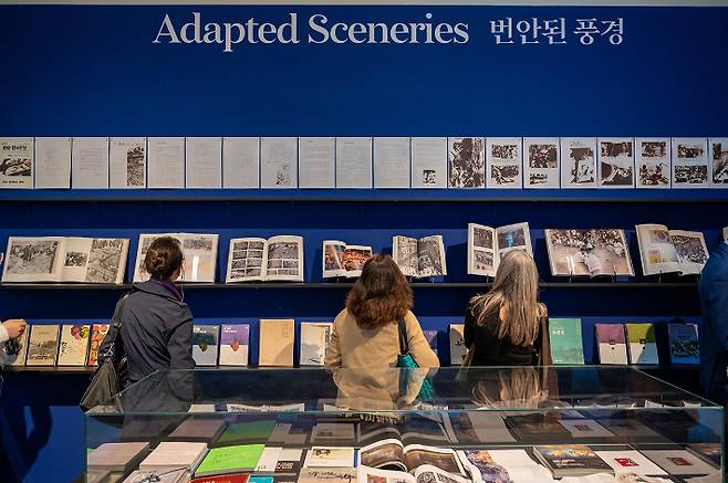 광주광역시립미술관은 오는 9월 7일까지 이탈리아 토리노시 오리엔탈미술관(Museo d'Arte Orientale)에서 '2025 문화도시 광주전-번안된 풍경'을 개최한다. 광주시 제공