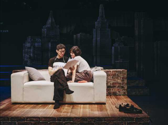 연극 '엔들링스'의 공연 장면. 사진 제공=두산아트센터