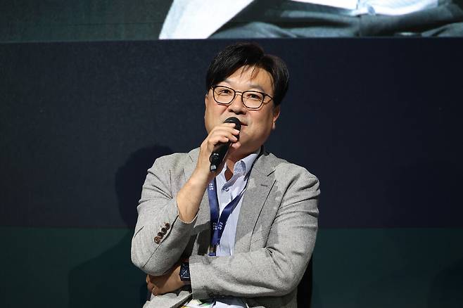 28일 서울 영등포구 페어몬트 앰배서더 서울 그랜드볼룸에서 열린 '시사저널 미래포럼 2025'에서 곽기호 국방과학연구소 국방인공지능 기술연구원장이 패널토론을 하고 있다. ⓒ시사저널 임준선