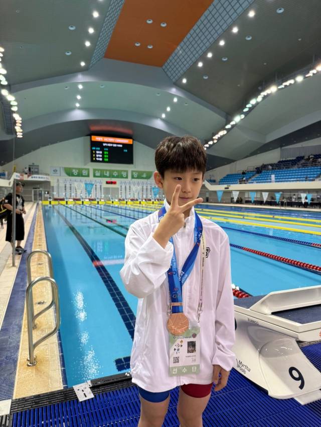 부산진구스포츠클럽 소속 이지한이 제54회 전국소년체육대회 4학년 이하 접영100m에서 동메달을 땄다. 부산진구스포츠클럽 제공