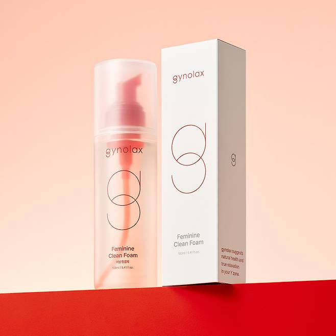 '지노렉스'(Gynolax)의 여성청결제 '지노렉스 페미닌 클린폼' 이미지. /제공 = 동아제약