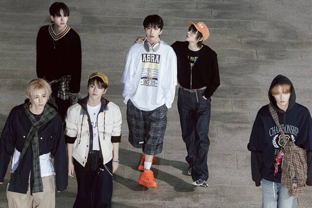 그룹 보이넥스트도어(BOYNEXTDOOR)가 빌보드 차트에서 두각을 드러냈다. /KOZ엔터테인먼트