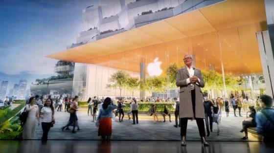 안젤라 아렌츠와 애플 스토어. [사진 각 기업]