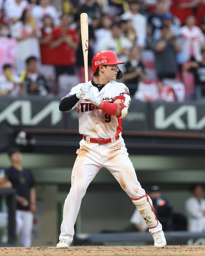 ▲타석에 들어선 윤도현 [KIA타이거즈]