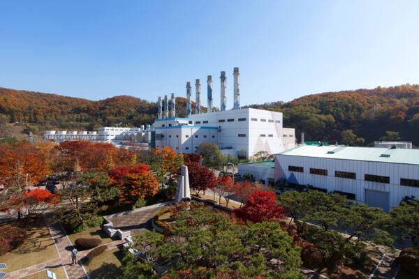 성남 분당복합발전소 전경. 한국남동발전 제공