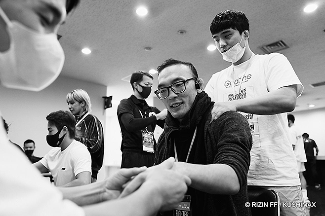 초대 ONE 밴텀급 챔피언 김수철이 2022년 9월 일본 사이타마 슈퍼 아레나에서 라이진 38 출전을 준비하고 있다. 김수철은 제4대 로드FC 페더급/밴텀급 챔피언도 지냈다. 사진=RIZIN FF