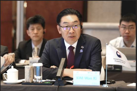 김완기 특허청장이 '제18차 선진 5개 특허청(IP5) 청장회의 및 산업계 연석회의'에서 발언을 하고 있다./사진제공=특허청