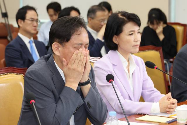 ▲ 방송통신위원회 김태규 부위원장과 이진숙 위원장. ⓒ연합뉴스