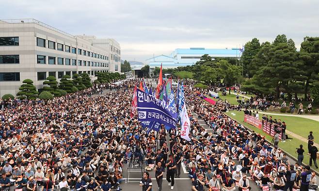 2024년 현대자동차 노조의 쟁의대책위원회 출정식 모습. 현대차 노조 제공