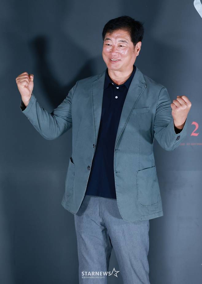 배우 주성환이 29일 오후 서울 CGV용산아이파크몰에서 진행된 영화 '신명'(감독 김남균) 제작발표회에 참석해 포즈를 취하고 있다. /2025.05.29 /사진=이동훈 photoguy@