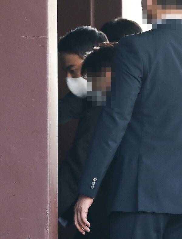 홍석준 보광창업투자 회장의 장남 홍정환 폴스타파트너스 대표이사는 2020년 10월 서경배 아모레퍼시픽 회장의 장녀 서민정 씨와 결혼했으나, 7개월 만에 이혼했다.&nbsp; 사진=박정훈 기자(이오이미지)